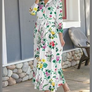 White floral, Size Large, floor length, 3/4s sleeve dress by Lily